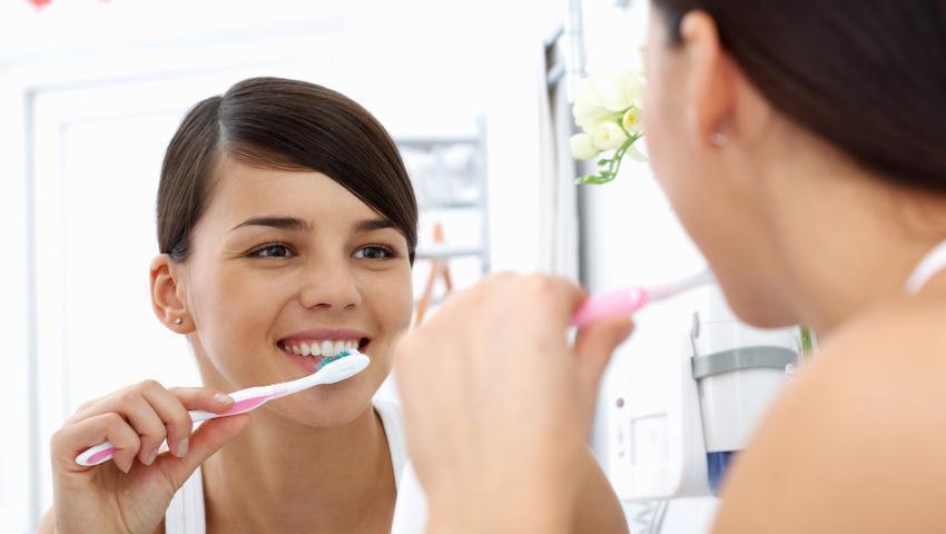 découvrez la visio-dentiste, une solution innovante pour prendre soin de votre santé bucco-dentaire. consultez nos dentistes en ligne pour des conseils personnalisés et un suivi à distance. prenez rendez-vous dès maintenant pour une bouche en pleine santé!