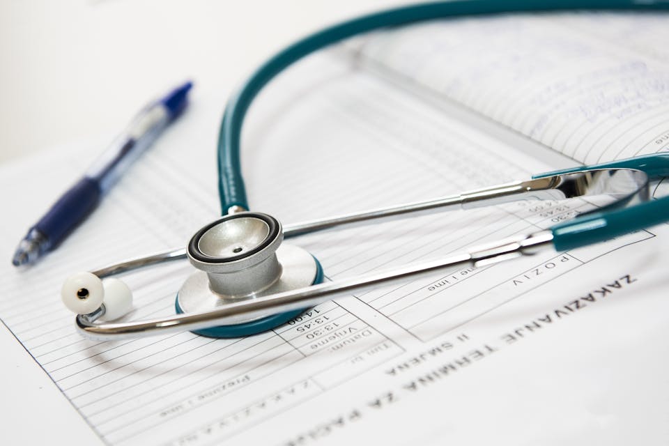 découvrez comment bien choisir votre mutuelle en 2025 : conseils, critères essentiels et comparatifs pour trouver la complémentaire santé adaptée à vos besoins et à votre budget.