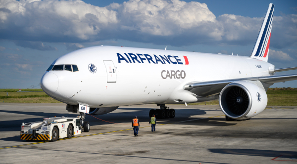 découvrez les avantages de la mutuelle air france 2025 : garanties santé adaptées, offres personnalisées pour les salariés et retraités, tarifs compétitifs et services exclusifs. comparez et trouvez la couverture idéale dès maintenant !