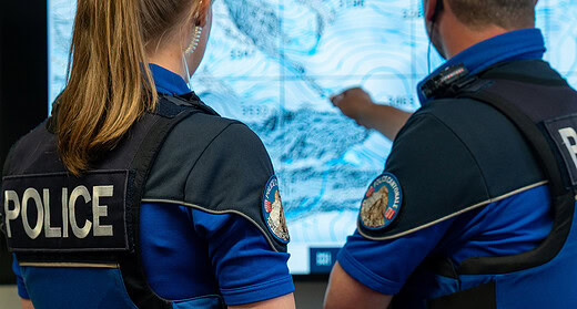 découvrez la mutuelle police 2025 : des garanties santé adaptées aux besoins des forces de l'ordre, des tarifs compétitifs et une protection renforcée pour vous et votre famille. comparez les offres et bénéficiez des meilleurs conseils pour choisir votre complémentaire santé.