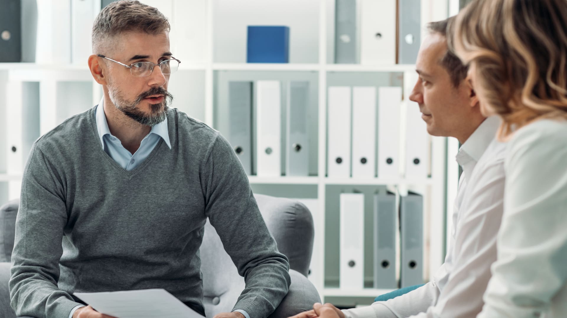 découvrez nos conseils pour bien choisir une mutuelle optique et dentaire en 2025 : garanties, remboursements, comparatifs et astuces pour protéger votre santé visuelle et bucco-dentaire.
